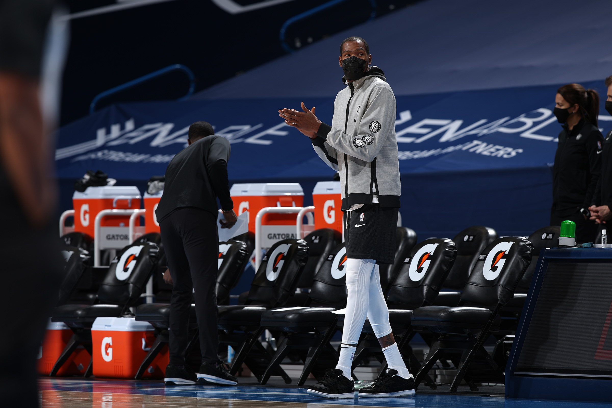 在情绪高涨 在情绪高涨