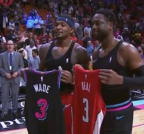 整更频繁 整更频繁